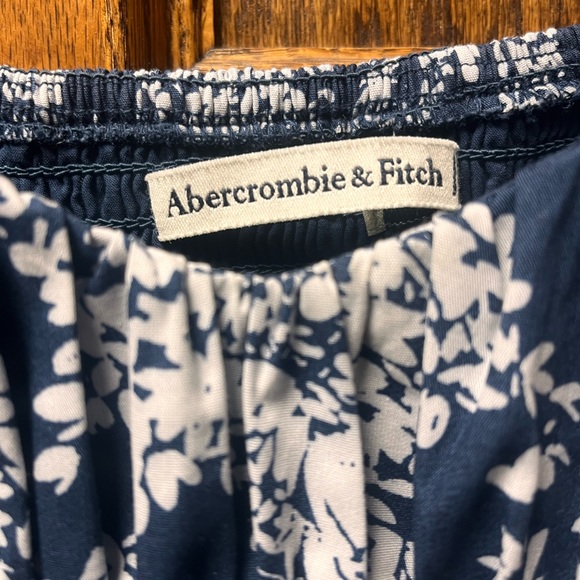 Abercrombie size small dress - Picture 2 of 2